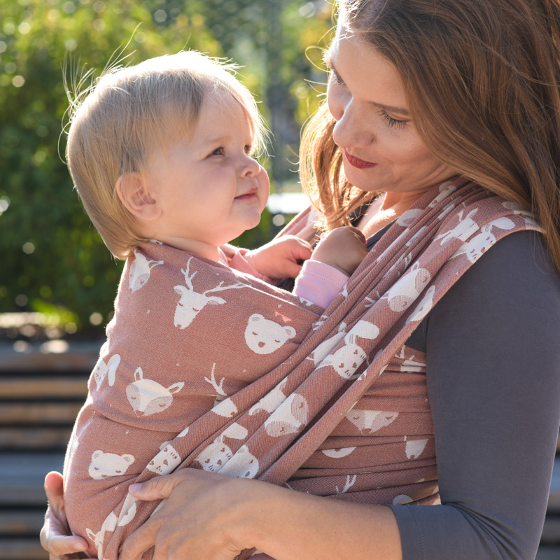 satka_na_nosenie_deti_sestrice_dreamers_cinnamon-4