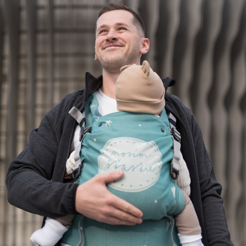 Nosim_stastie_malachit_Carrier