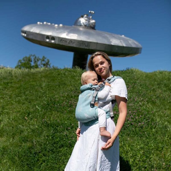 Linen Sestrice Carrier Cosmos Neptune, ergonomic carrier