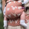 Sestrice Dreamers Cinnamon Carrier One, ergonomické nosítko pro děti